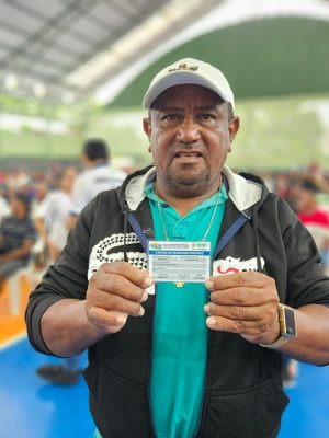 Em maio deste ano, o Instituto de Desenvolvimento Agropecuário e Florestal Sustentável do Estado do Amazonas (Idam) registrou a renovação de 1.592 Cartões do Produtor Rural (CPP). O quantitativo é 46,1% superior ao mês anterior, quando foram contabilizados 1.089 documentos. Com isso, o serviço executado pelo órgão obteve alta pelo segundo mês consecutivo.